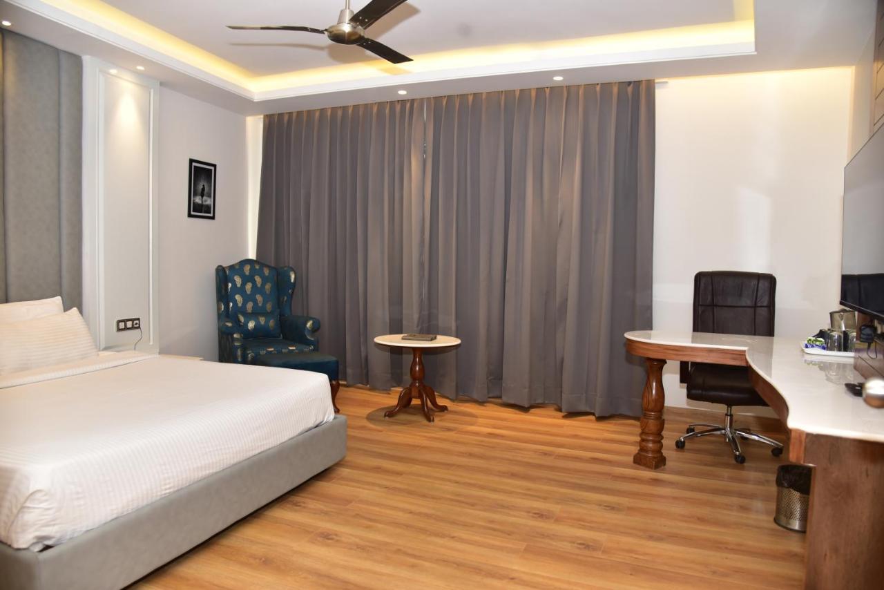 The Cedar Grand Hotel And Spa Shimla Luaran gambar