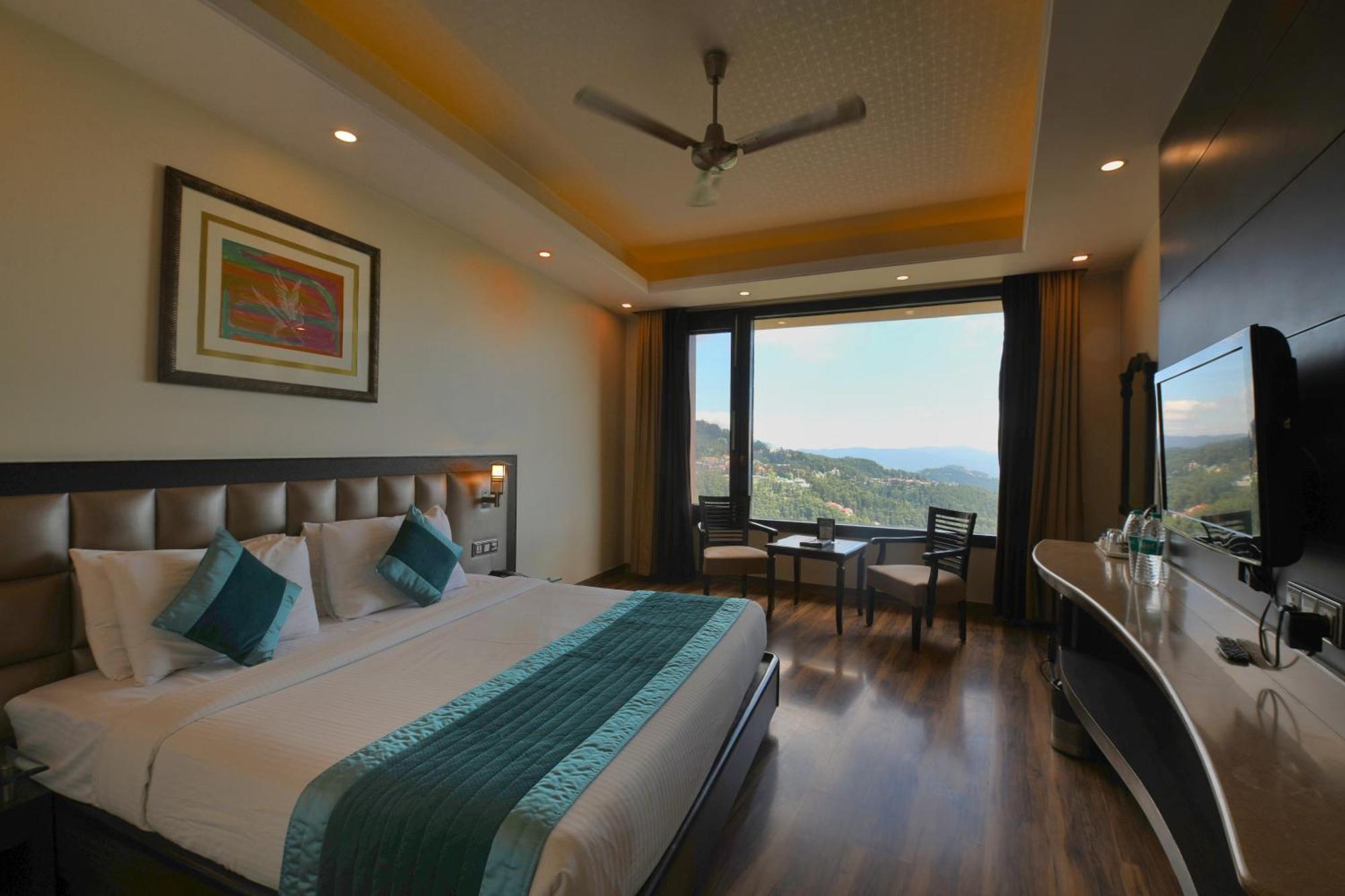 The Cedar Grand Hotel And Spa Shimla Bilik gambar